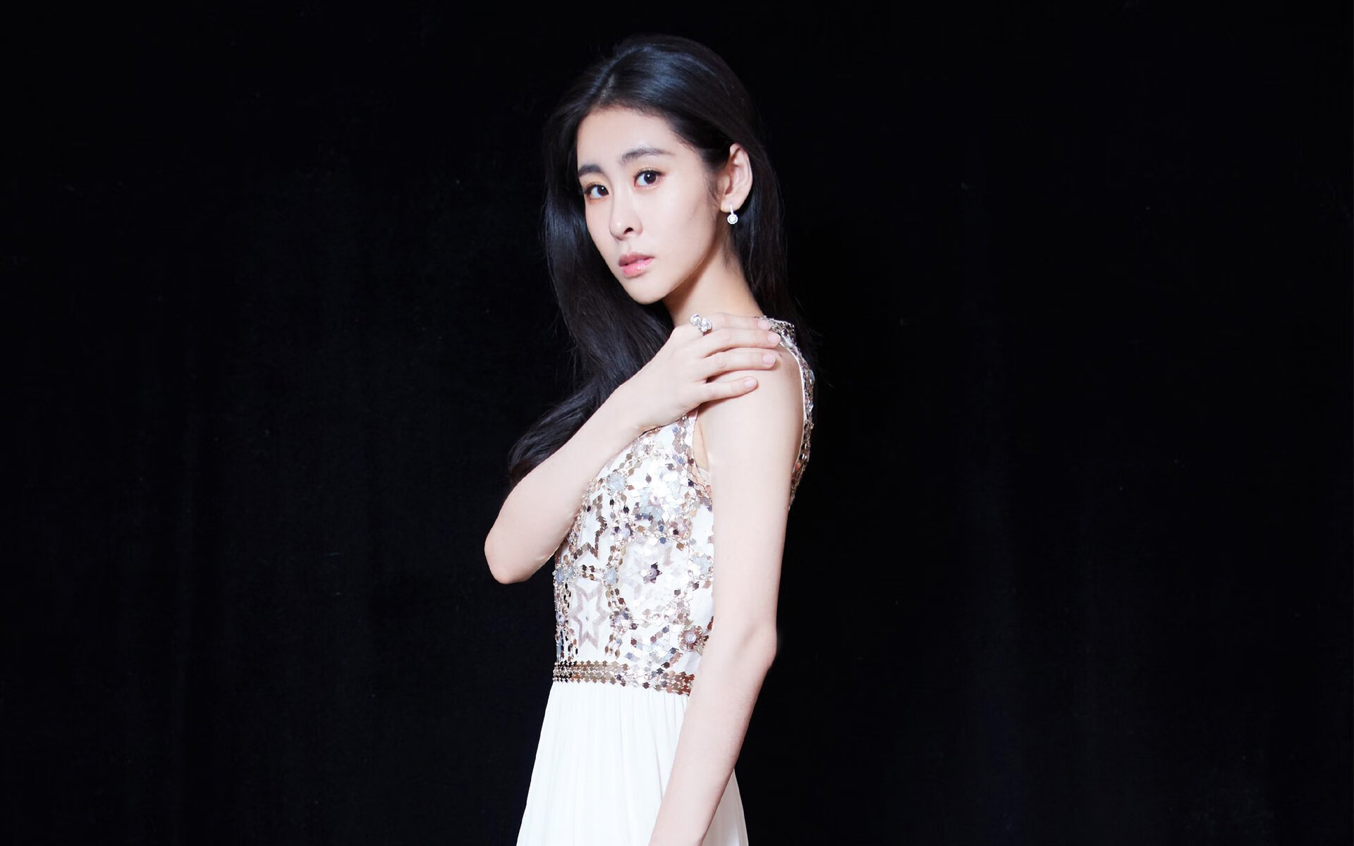 九游登录入口-《【幕后揭秘】职业选手的日常训练与心态调节》，职业选手日常训练方法