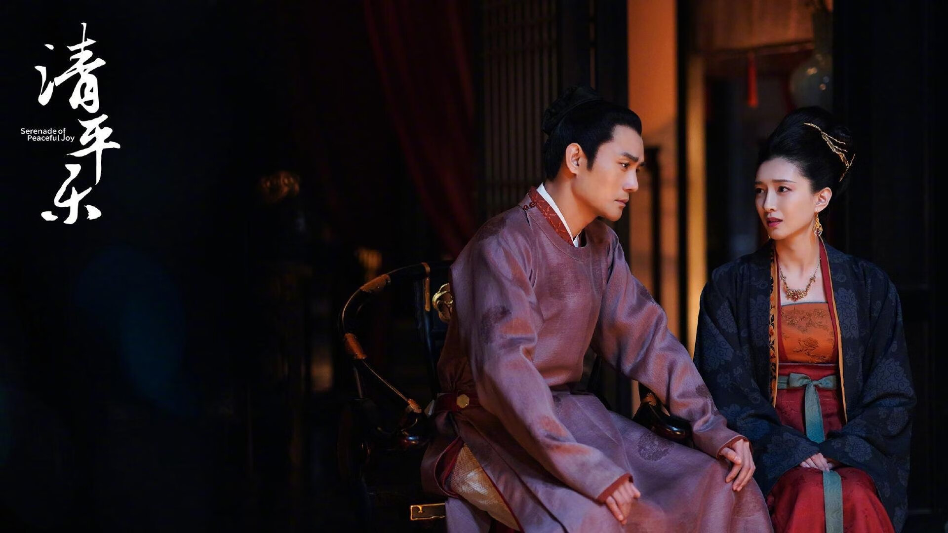 篮球赛场成名选手频现，激发青年热情，篮球赛球员