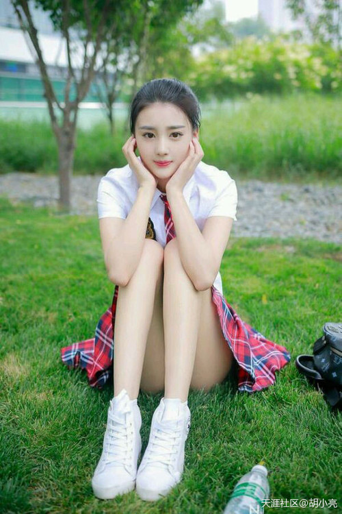 九游娱乐官网 (jiuyou)-浓眉在防守端贡献三次封盖成为湖人支柱，浓眉指定湖人