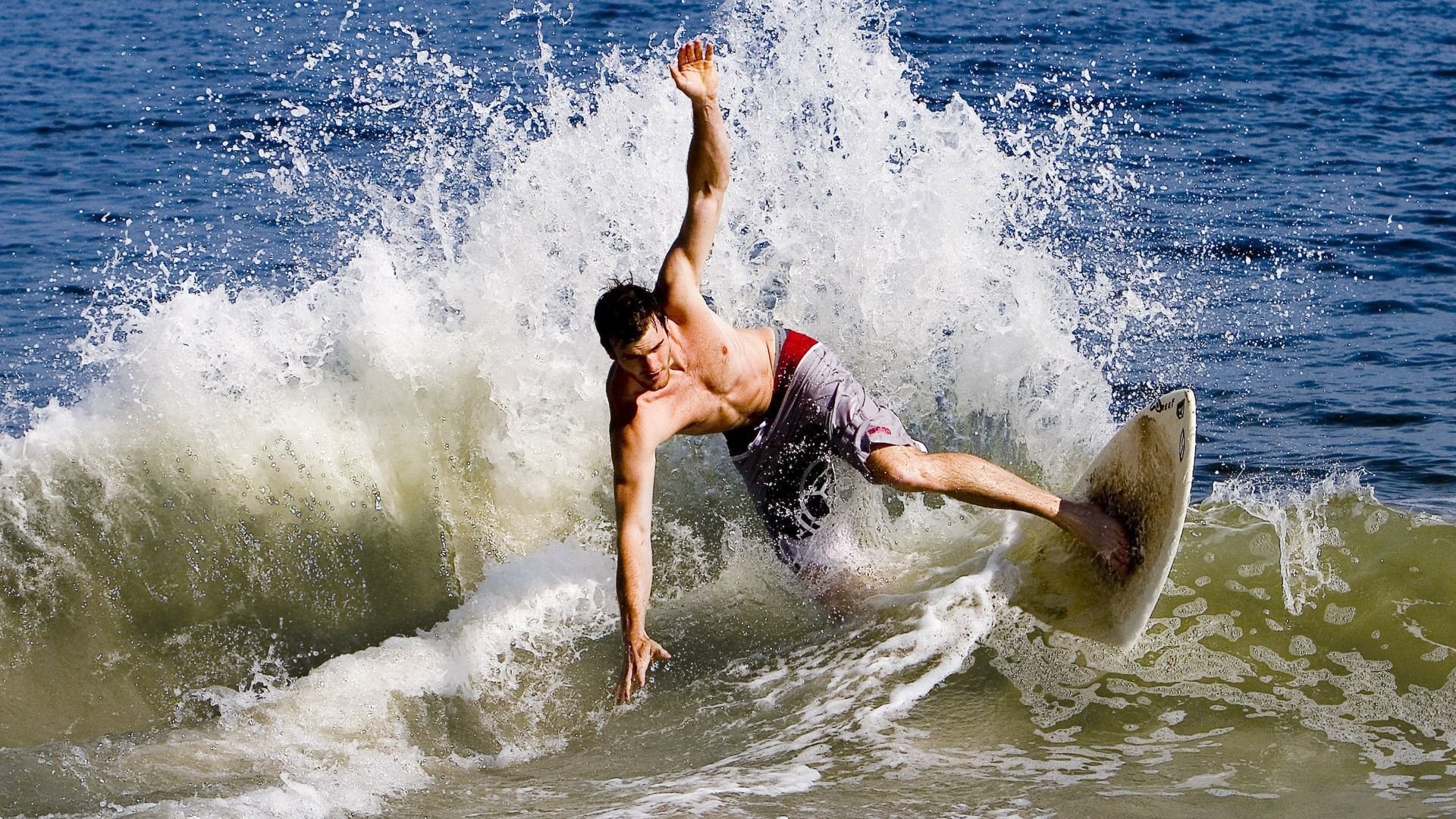 跳水技术全面中立代表队A稳步前进,中国跳水队目标