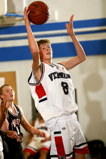 九游体育网站-德甲冠军俱乐部 在续约策略中对年轻球员定位,德甲拿过冠军的俱乐部